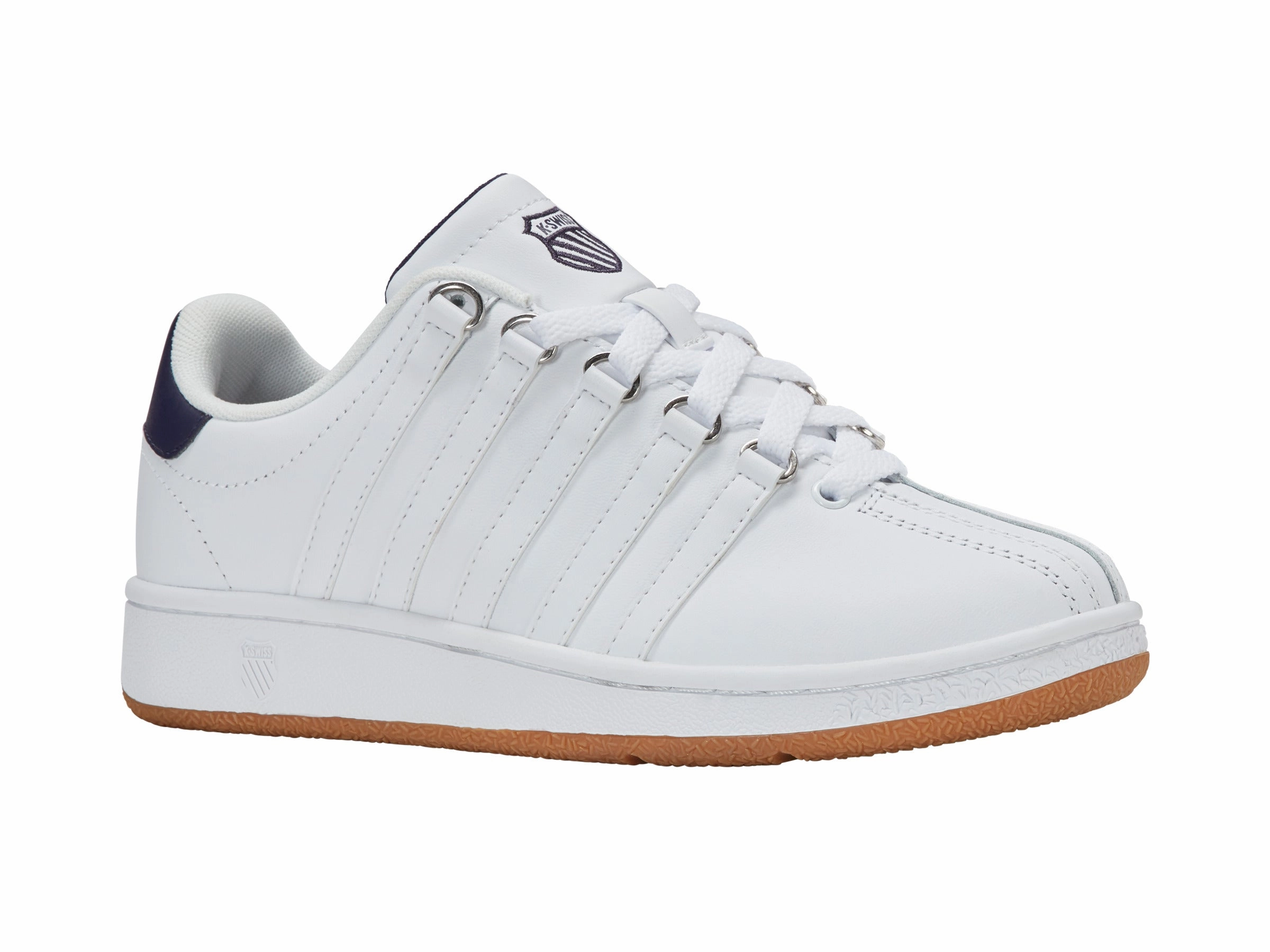 97321-198-M | CLASSIC VN | WHITE/PEACOAT/GUM Foot Locker Tennis Shoes