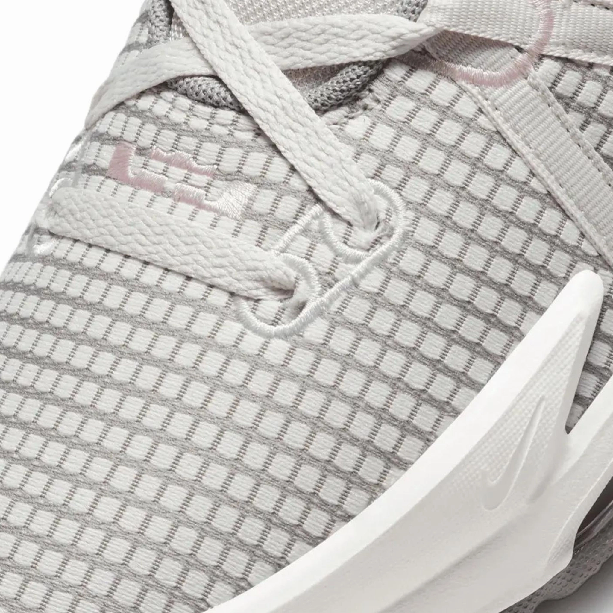 Top 10 Best Basketball Shoes Of All Time Nike Lebron Witness VII Mens Basketball Shoes