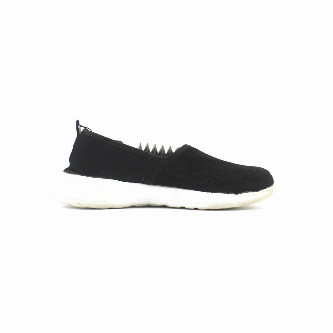 ADIDAS . Wallabee Cup Lo Slip-ons