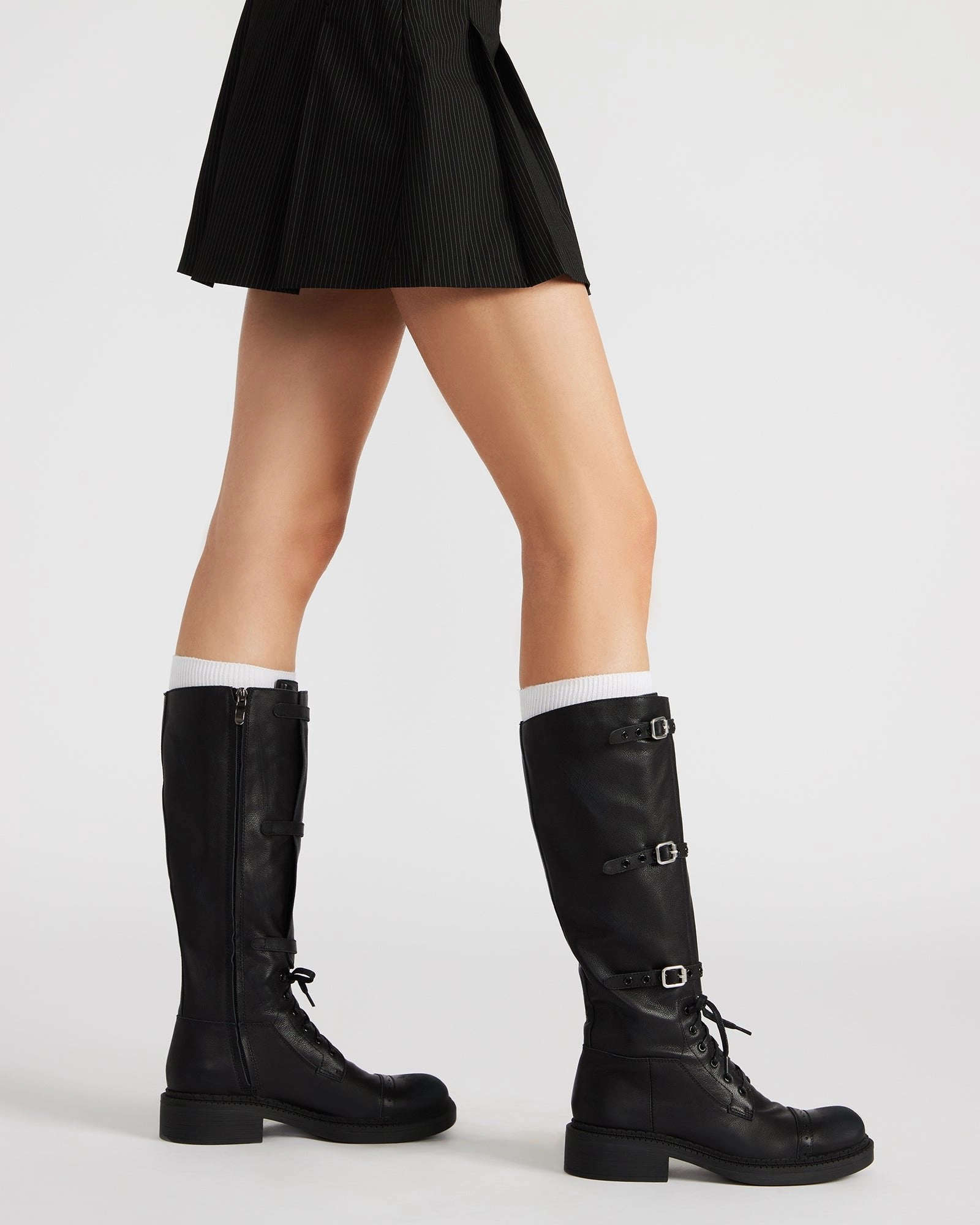 CRITICAL BLACK LEATHER Short Studded Combat Boots