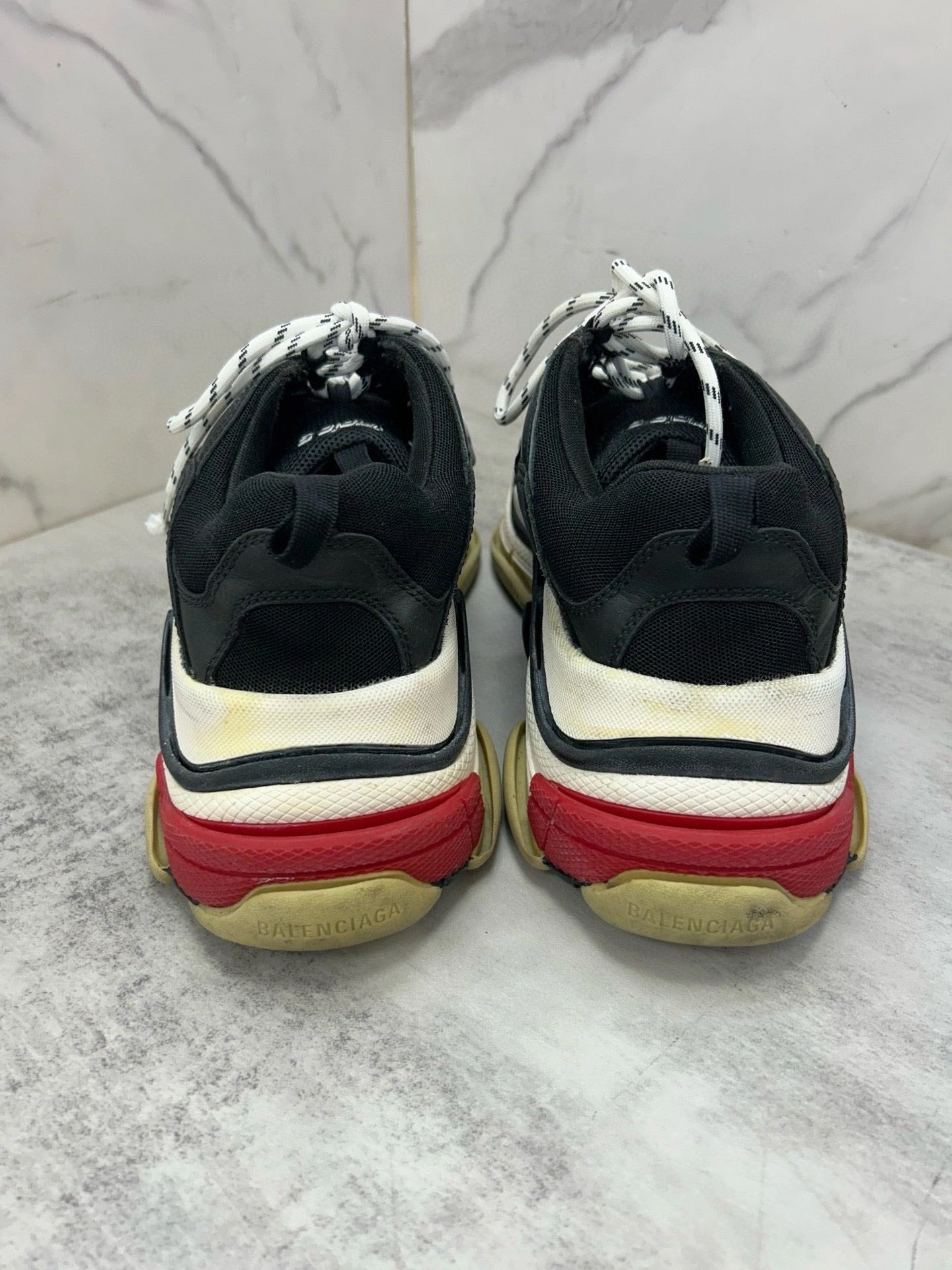 Balenciaga Preloved Triple S Sneakers Black Size 44 LNS3674 Roav V1 Sneakers