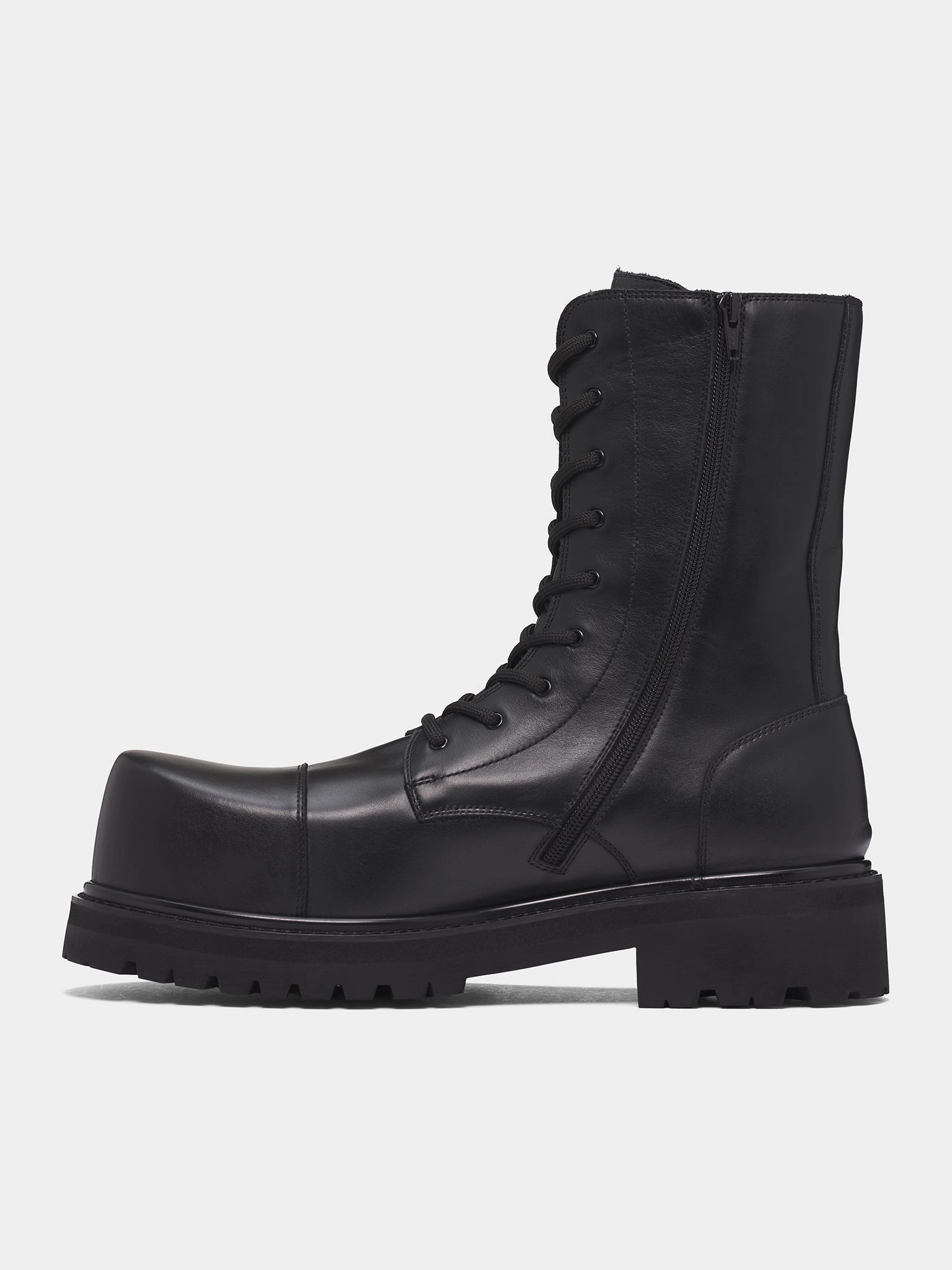 Black Stomp Combat Boots (UH76BT800B-BLACK) Frye Harness Boots