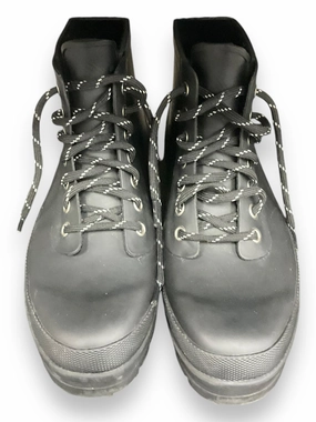 Chanel Rubber Rain Boots Boots Rain By Clothes Mentor In Black, Size: 7