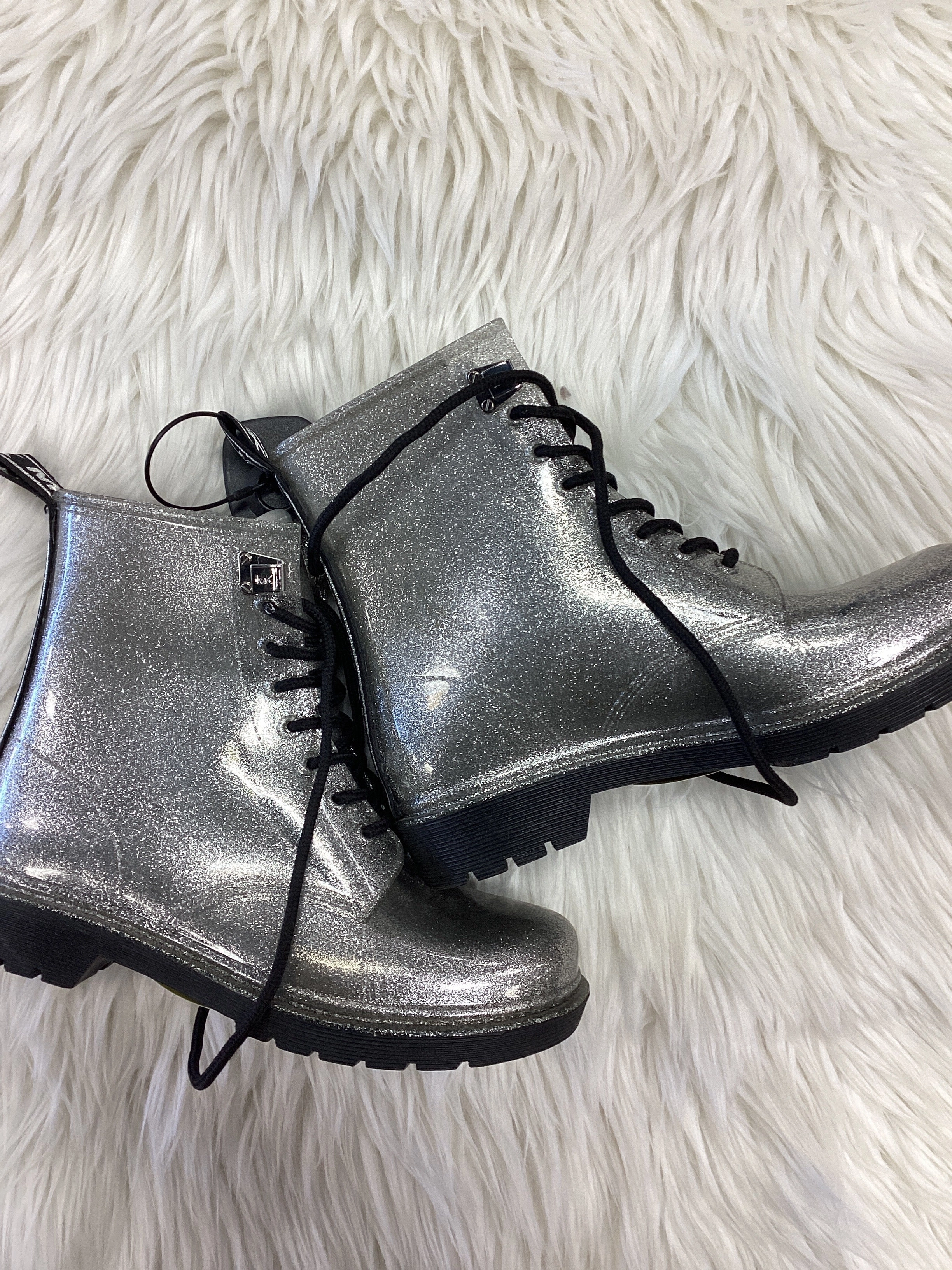 St John's Bay Denton Rain Boots Boots Rain By Michael By Michael Kors In Grey, Size:6