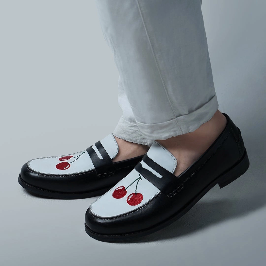 Loafers Shoes Driving Boulia - Men's Black and White Calf Leather Loafer (Cherry Embroidery)