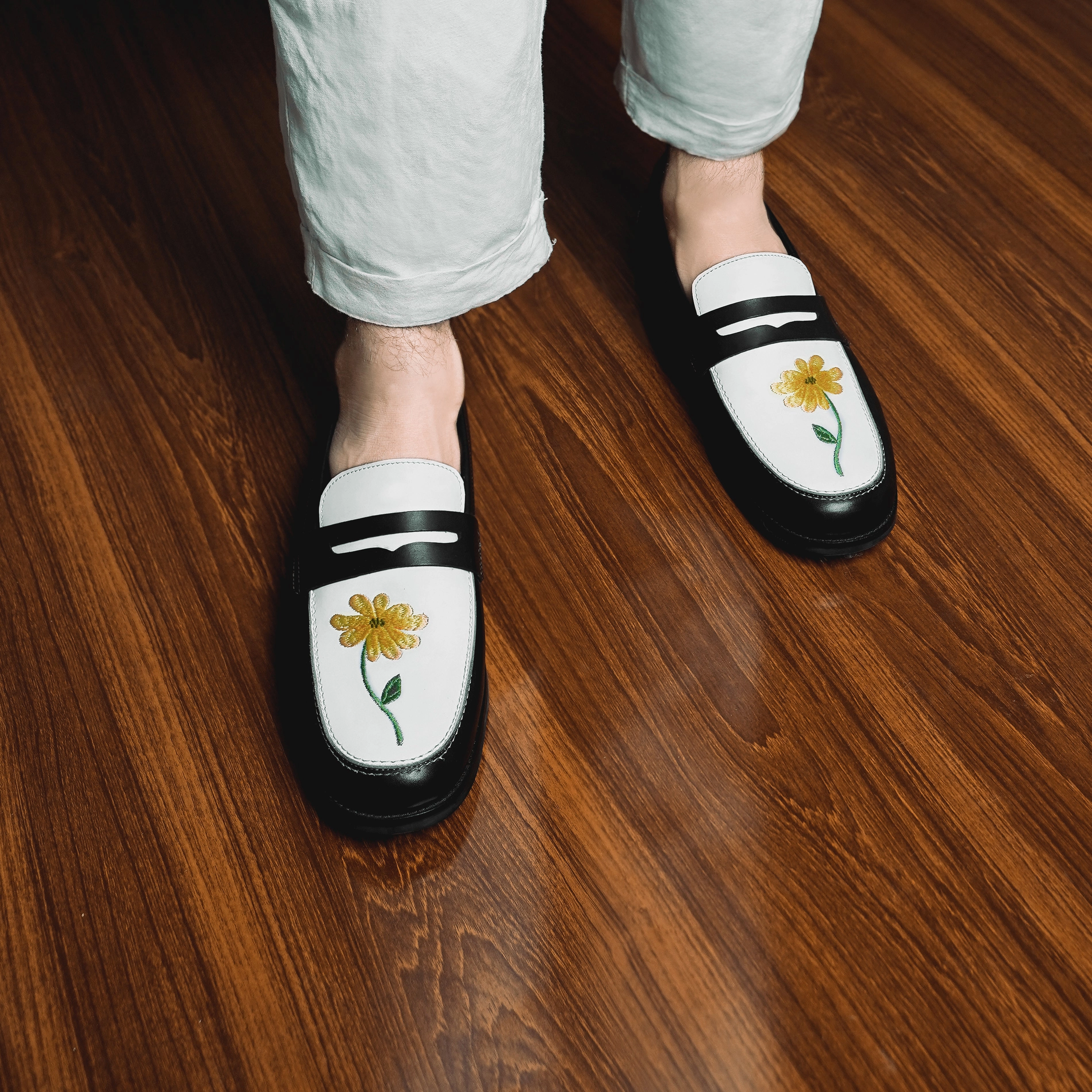 Gucci Corduroy Loafers Boulia - Men's Black and White Calf Leather Loafer (Sunflower Embroidery)