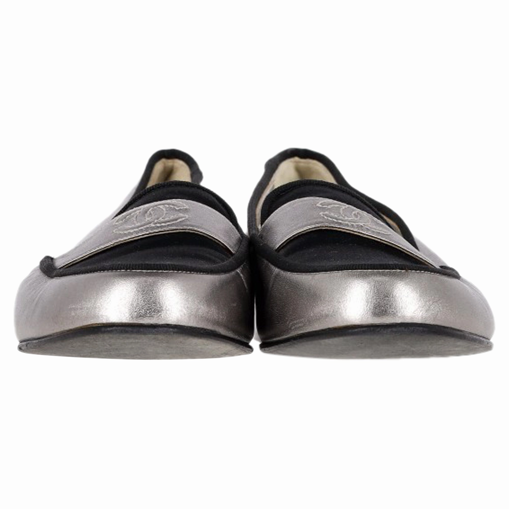 Alligator Skin Loafers Chanel CC Loafers in Metallic Silver and Black Leather
