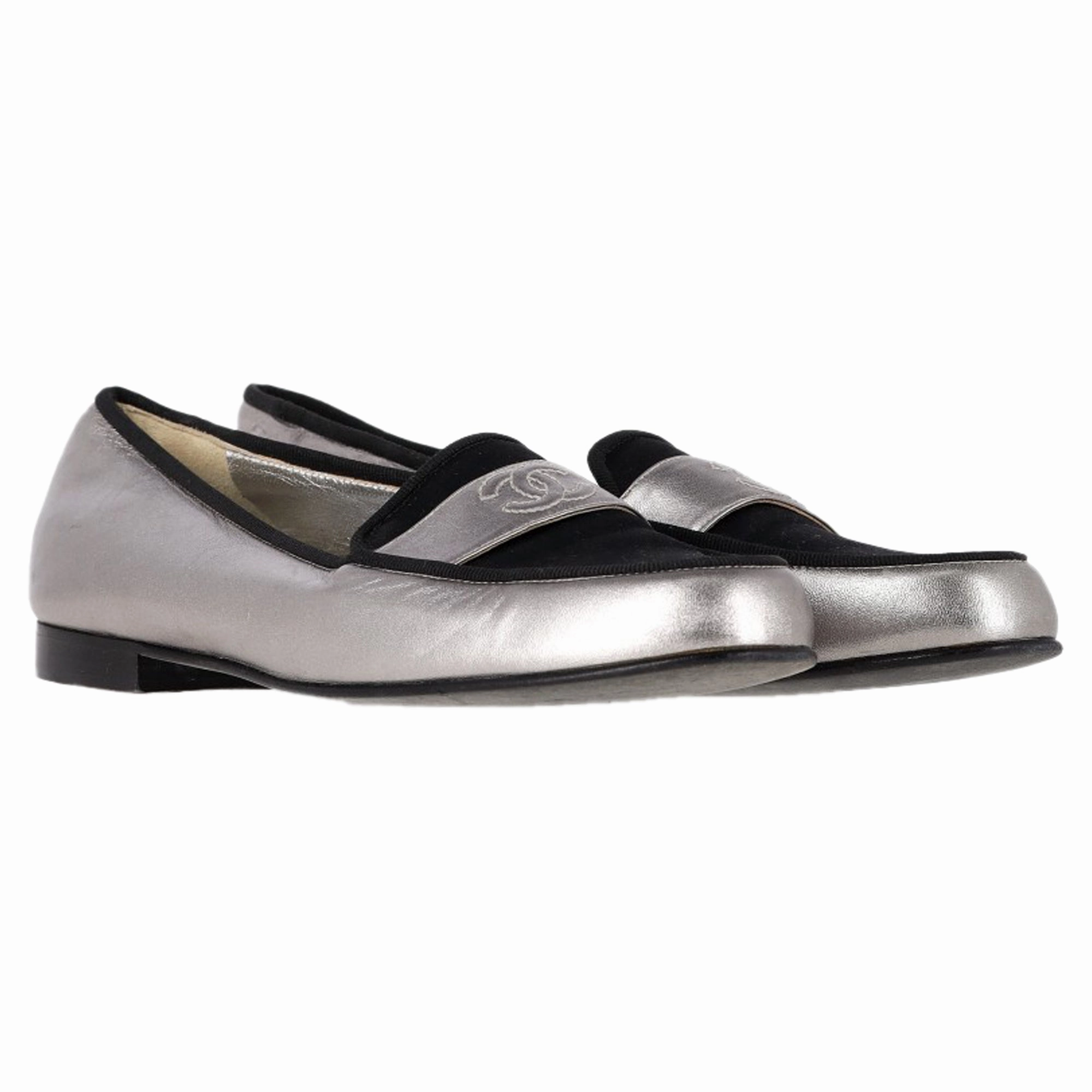 Chunky Loafers Outfit Chanel CC Loafers in Metallic Silver and Black Leather