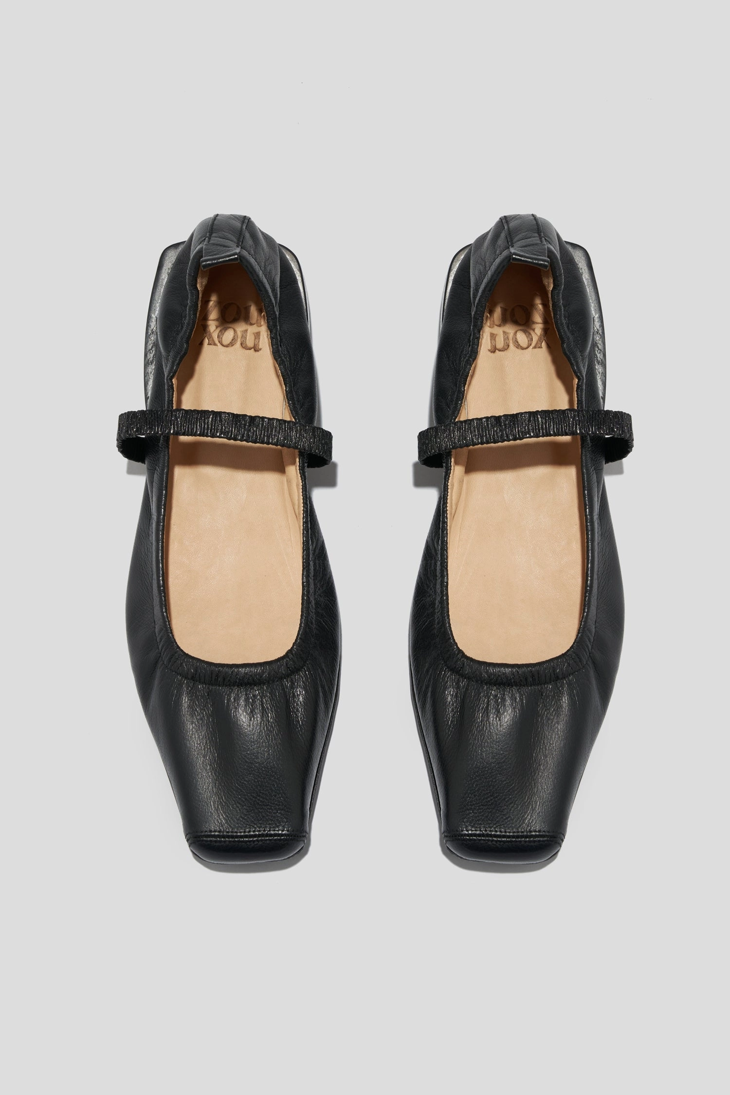 Aetrex Mary Jane Closed Toe Shoes Simona Mary Jane Flat in Black
