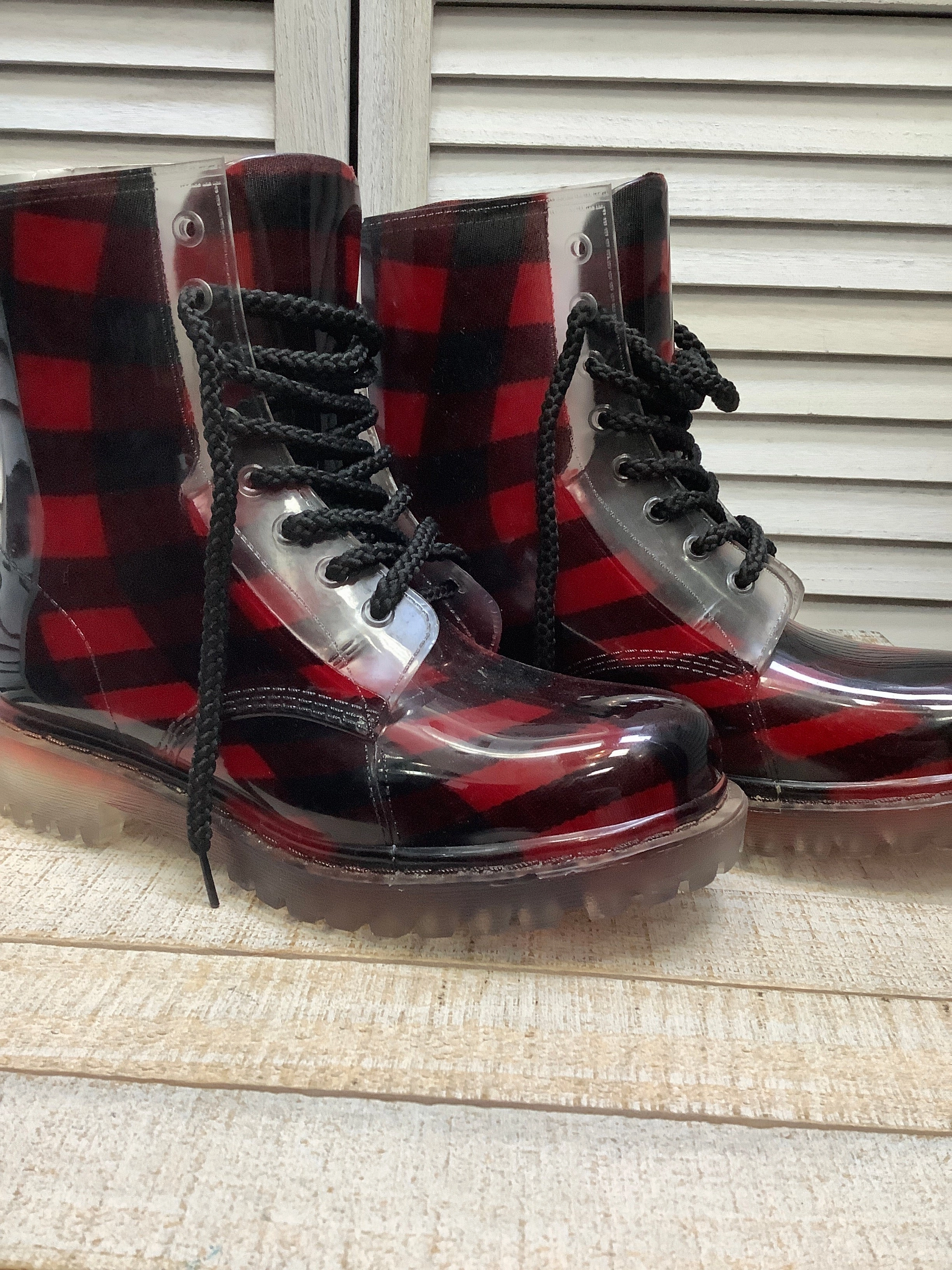 Rain Boots That Fit Over Shoes Boots Rain By Clothes Mentor In Plaid Pattern, Size: 9