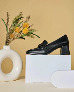 CHIC Premium Leather Block Heel Loafers Sanuk Loafers