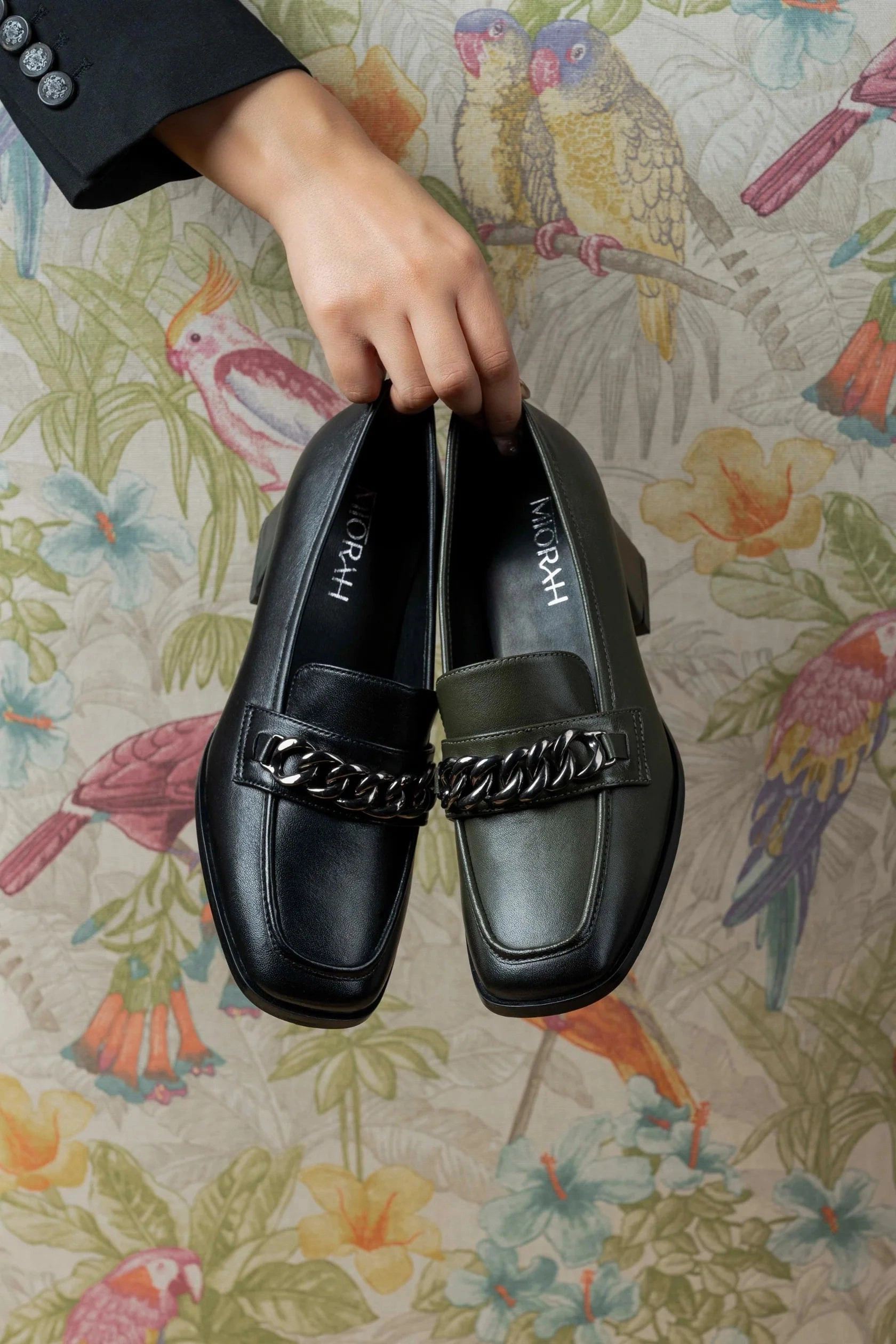 CHIC Premium Leather Block Heel Loafers Ruched Loafers In Leather