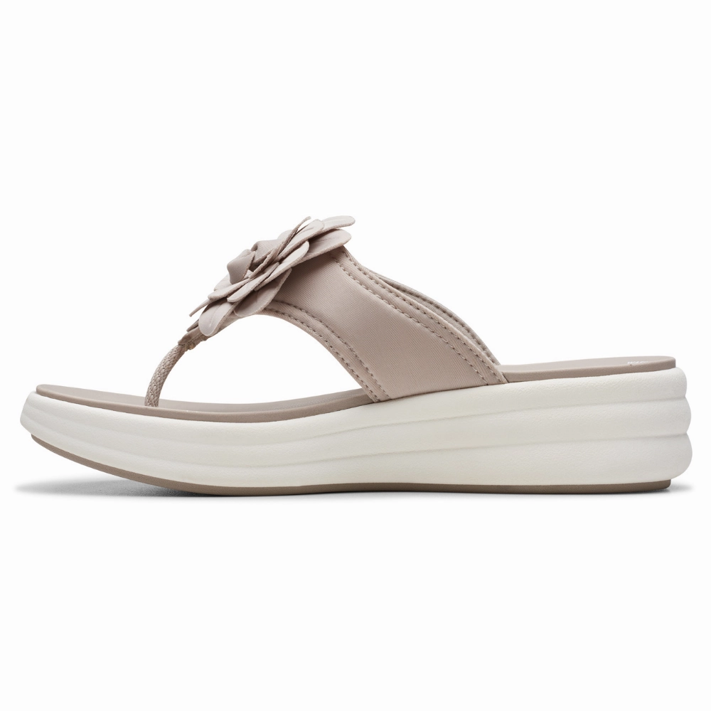 Clarks Drift Flora Light Taupe Sandal (Women's) Flip Flops Valdosta Georgia