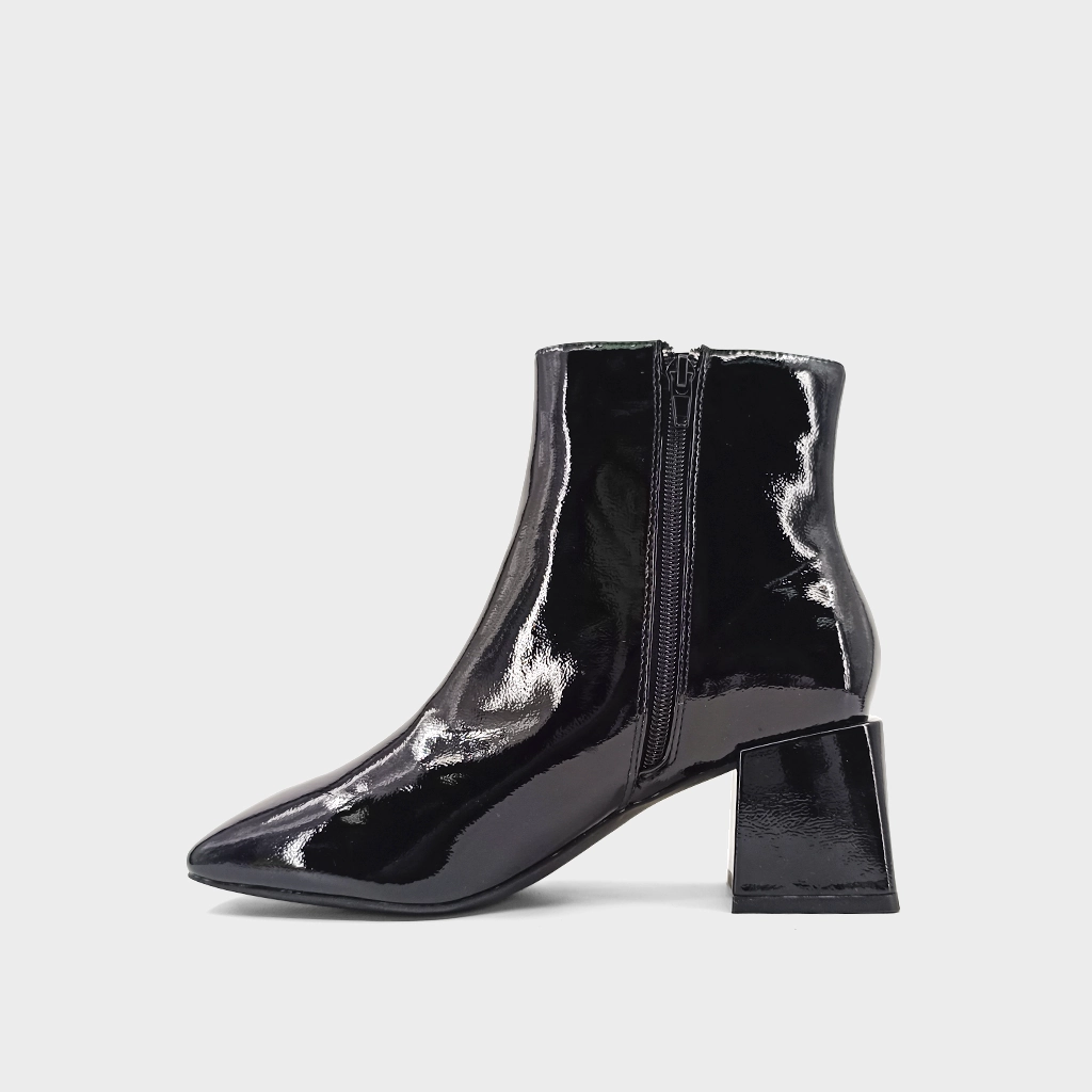 Pants To Wear With Chelsea Boots VENUS