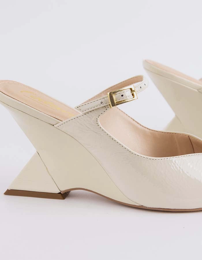 Creselle Off White Naplack Leather Flat Mary Jane Shoes