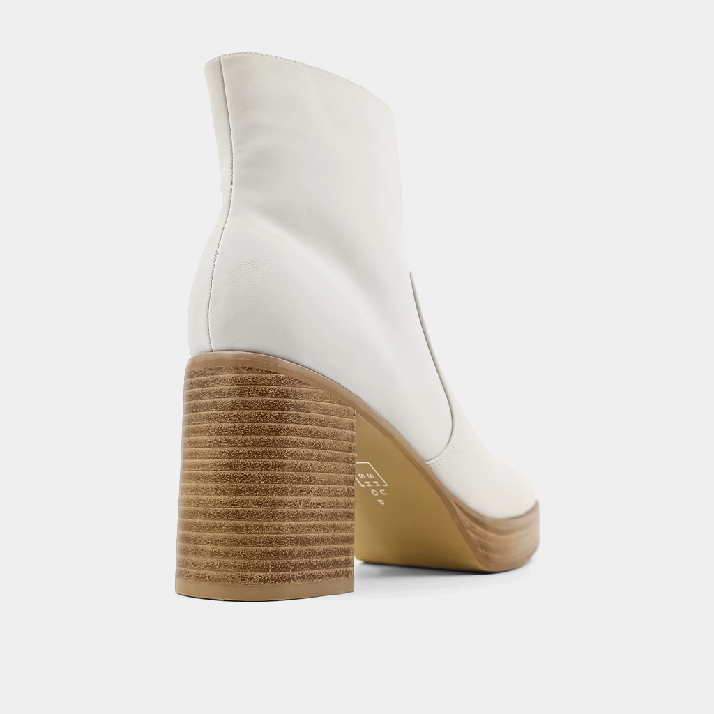 VERNITA Chelsea Boots Flat Sole