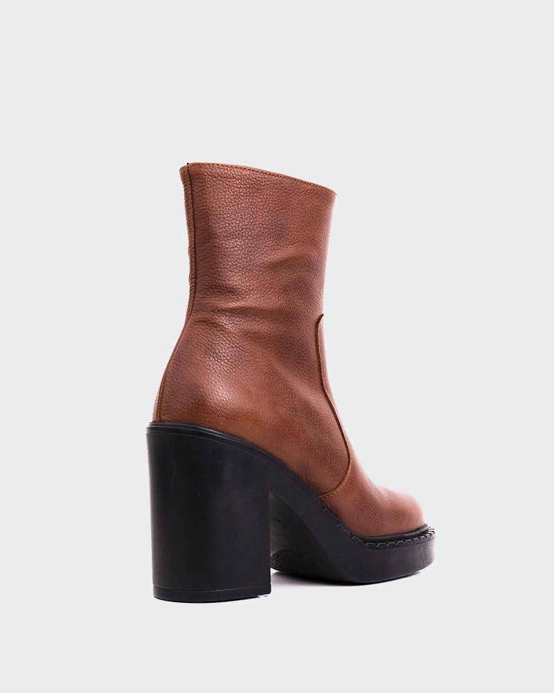 Shivers Tan Leather Cowboy Heel Boots