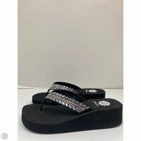 Sandals Flip Flops By Yellow Box In Black, Size: 6.5 Half Size Flip Flops