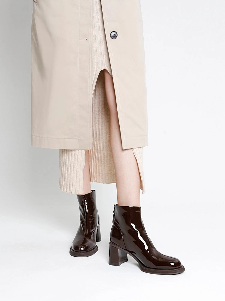 Zippered Boots Chantel Patent Leather Back Zip Boots