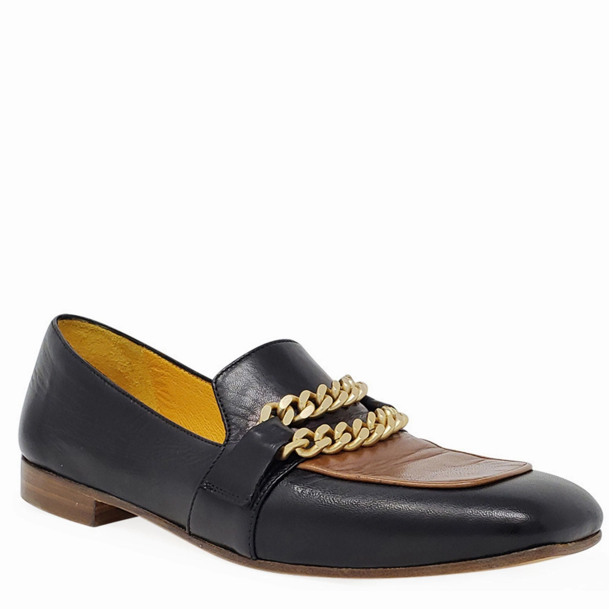 Flat Loafer Blk/Tan Wearing Oxfords Casually