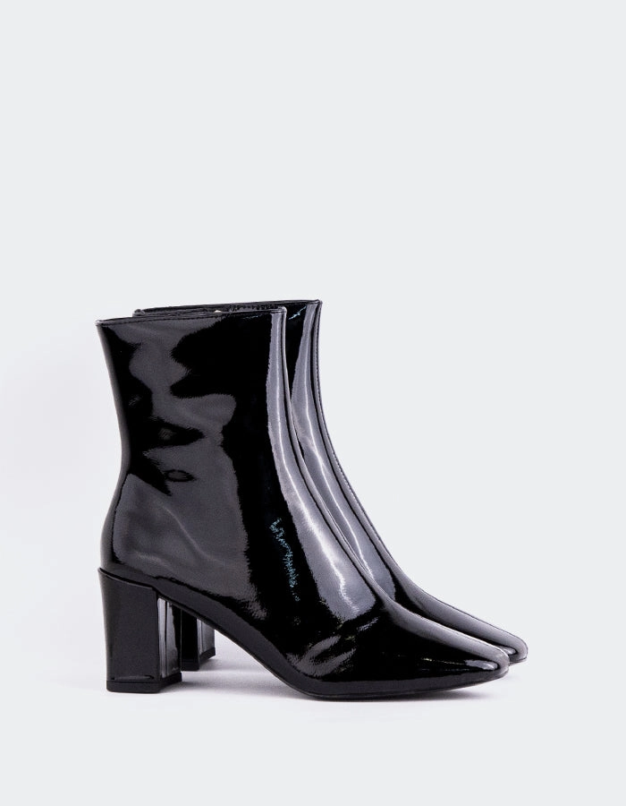 Hawke & Co Chelsea Boots Jepson Black Patent
