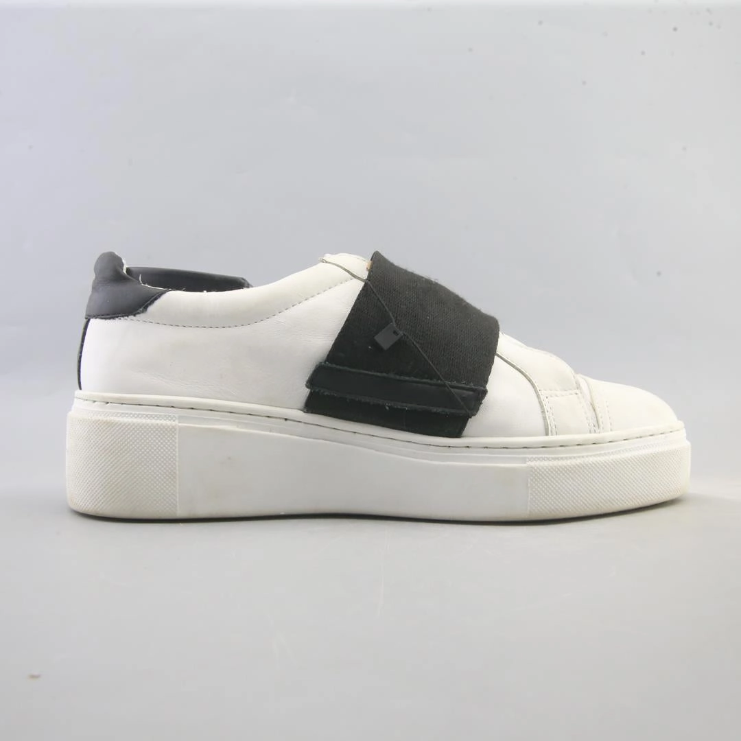 AREZZO . Alegria Slip On