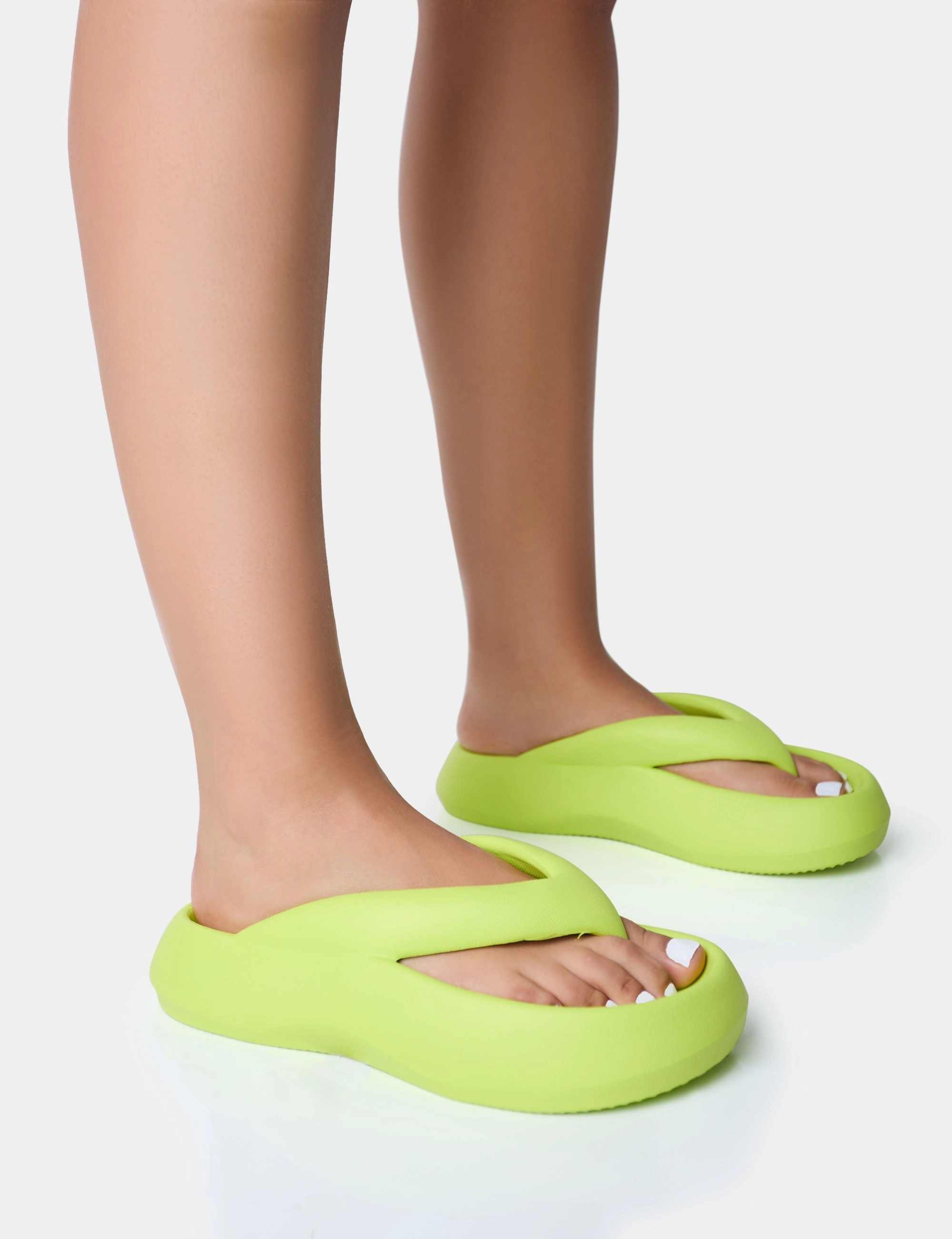 Sandals All-inclusive Guilty Lime Chunky Toe Post Slider Sandals
