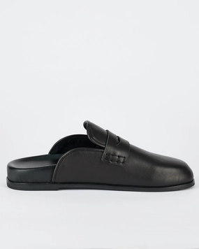 Greenwich Loafer Black Cinnamoroll Slippers Moving Ears