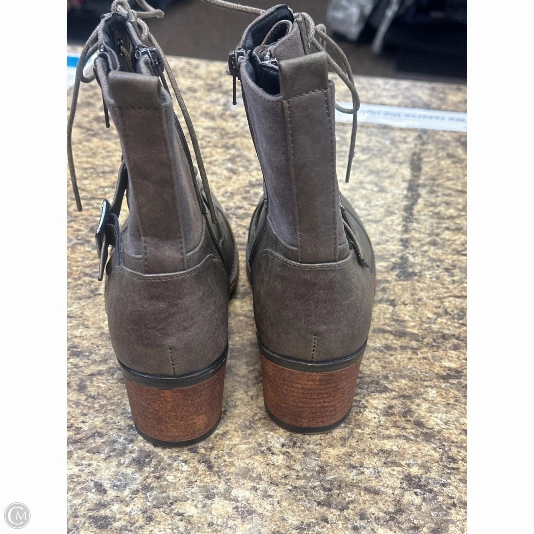 Black Dress With Combat Boots Boots Combat By Clothes Mentor In Brown, Size: 8.5