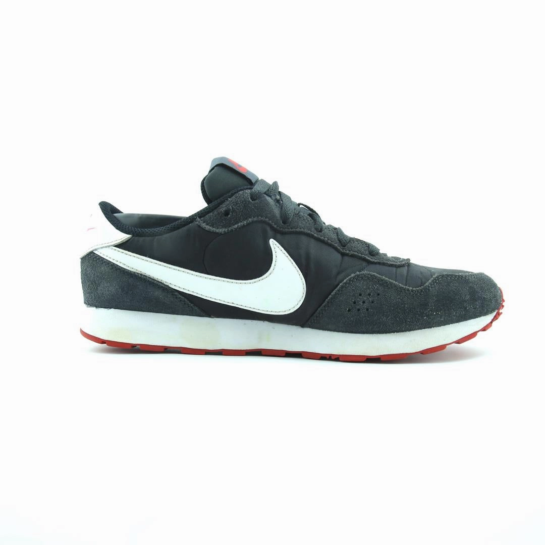 Cool Tennis Shoes Nike NIKE MD VALIANT