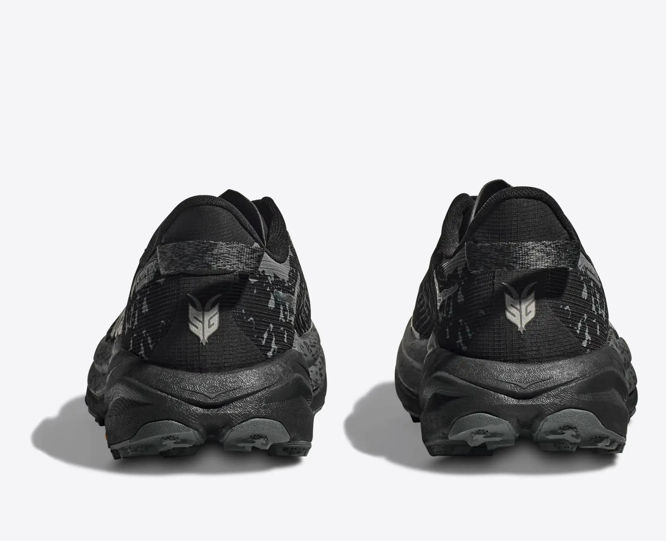 Hoka Men's Speedgoat 6 GORE-TEX 2E (Wide) Trail Running Shoe Trail Running Shoes Review 2025