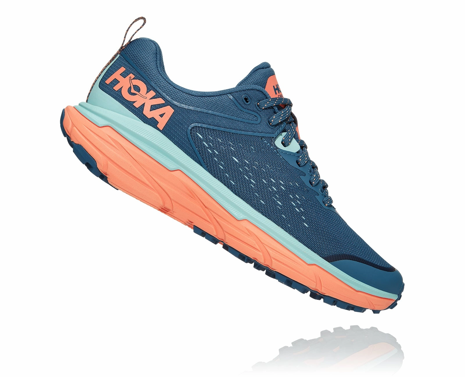 Runner's World Best Trail HOKA ONE ONE Women's Challenger ATR 6