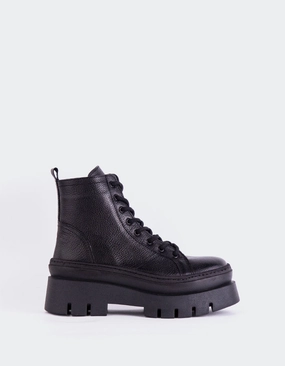 Leather Casual Chelsea Boots Zahra Black Leather