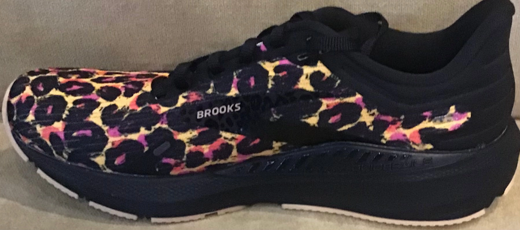 Best 5k 10k Running Shoes Brooks Women's Launch GTS 9