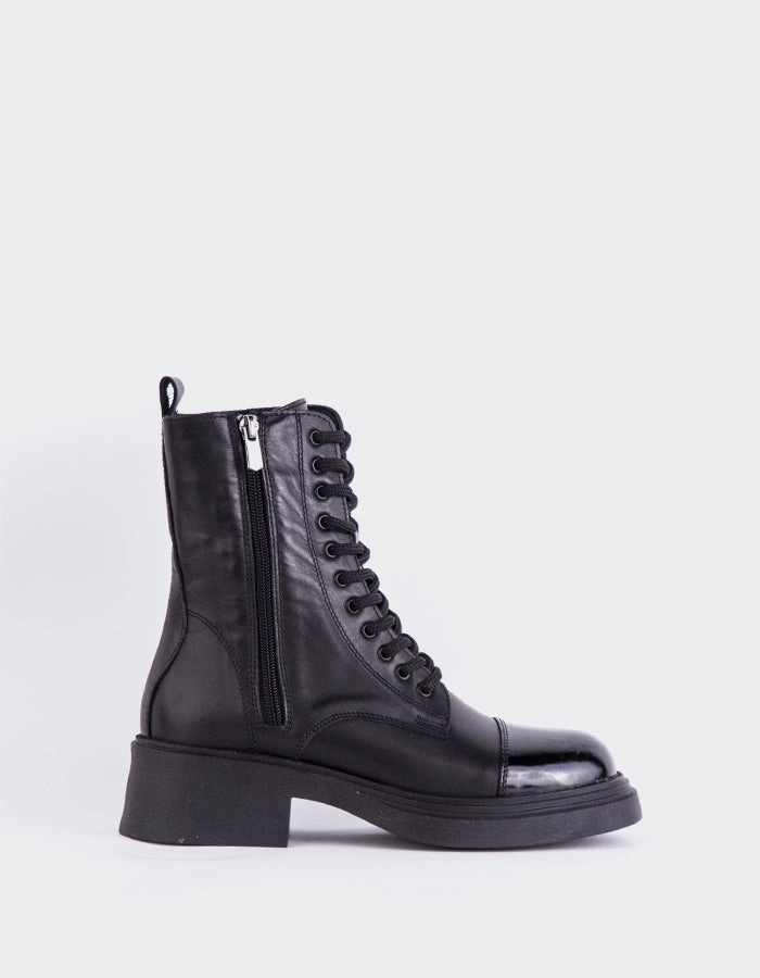 Isidore Black Leather Pull-on Chelsea Boots