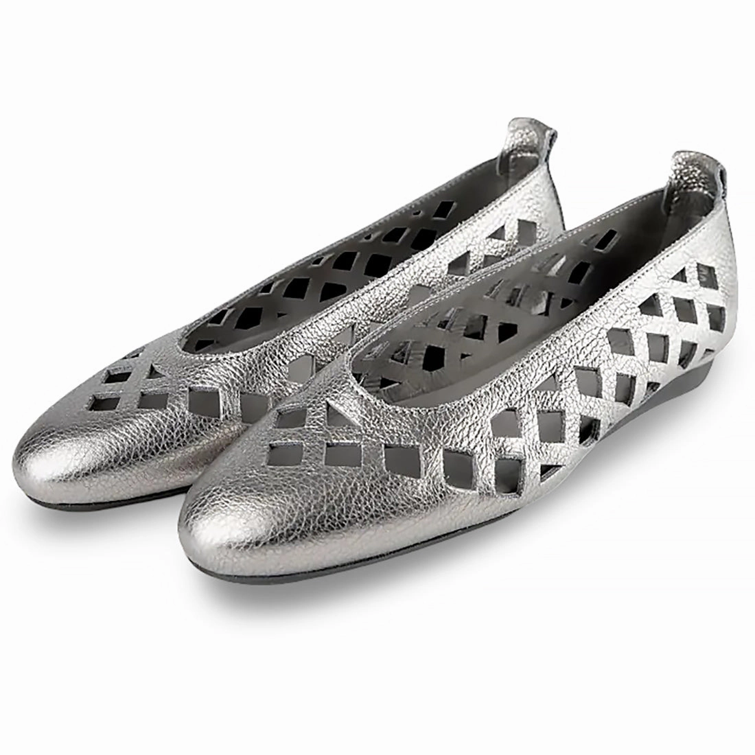 Lamdia Titanio Akaru Slip On Sneaker Flats