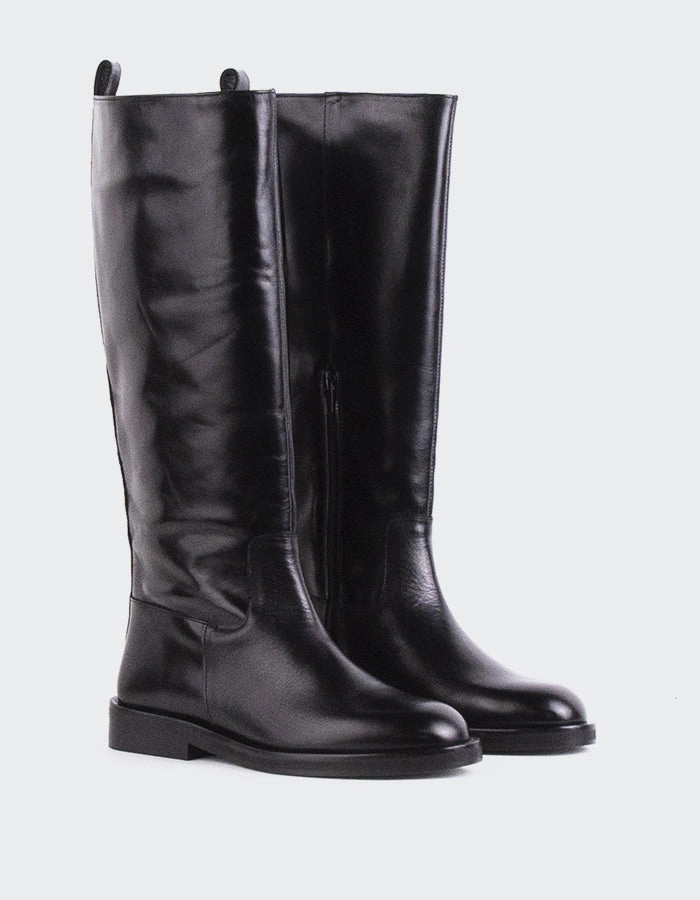 Lherma Black Leather Ug Boots