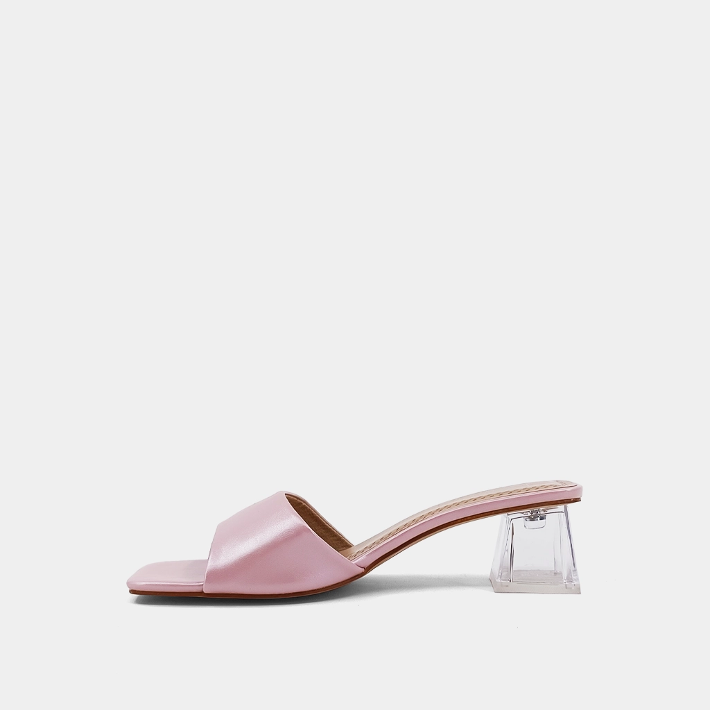 FERGIE Sandals Destination Wedding