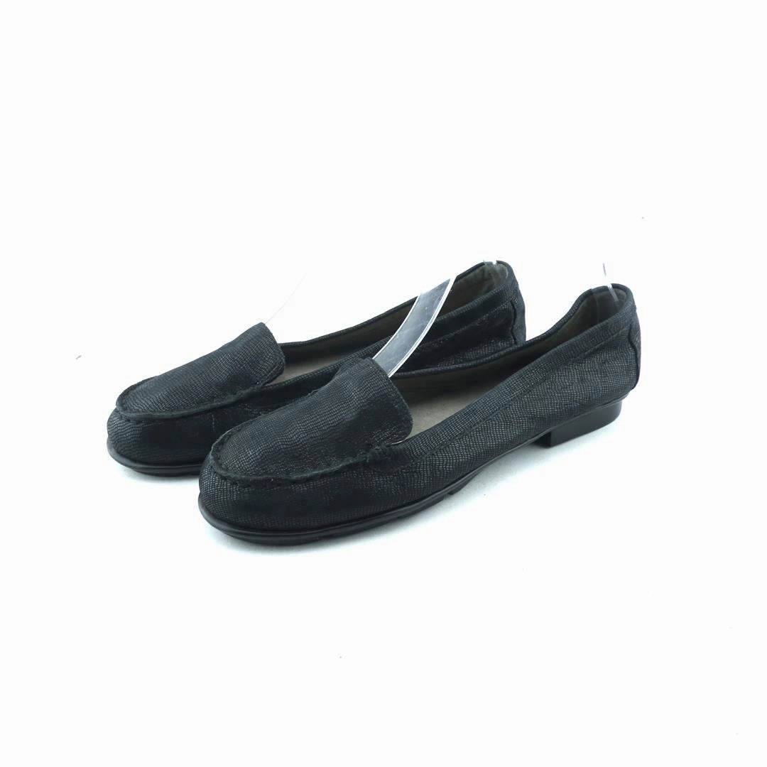 MICHELLE  . Extra Wide Slip On Sneakers