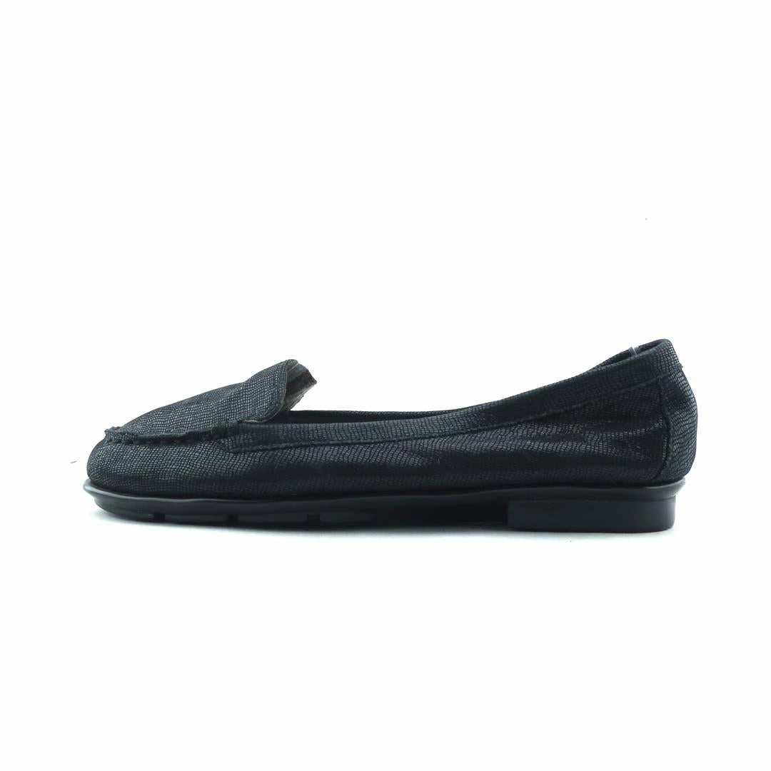 MICHELLE  . Mcguffey Woven Slip On