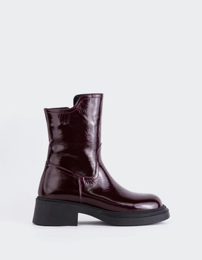 Chelsea Boots Size 9.5 Rosemre Burgundy Naplack