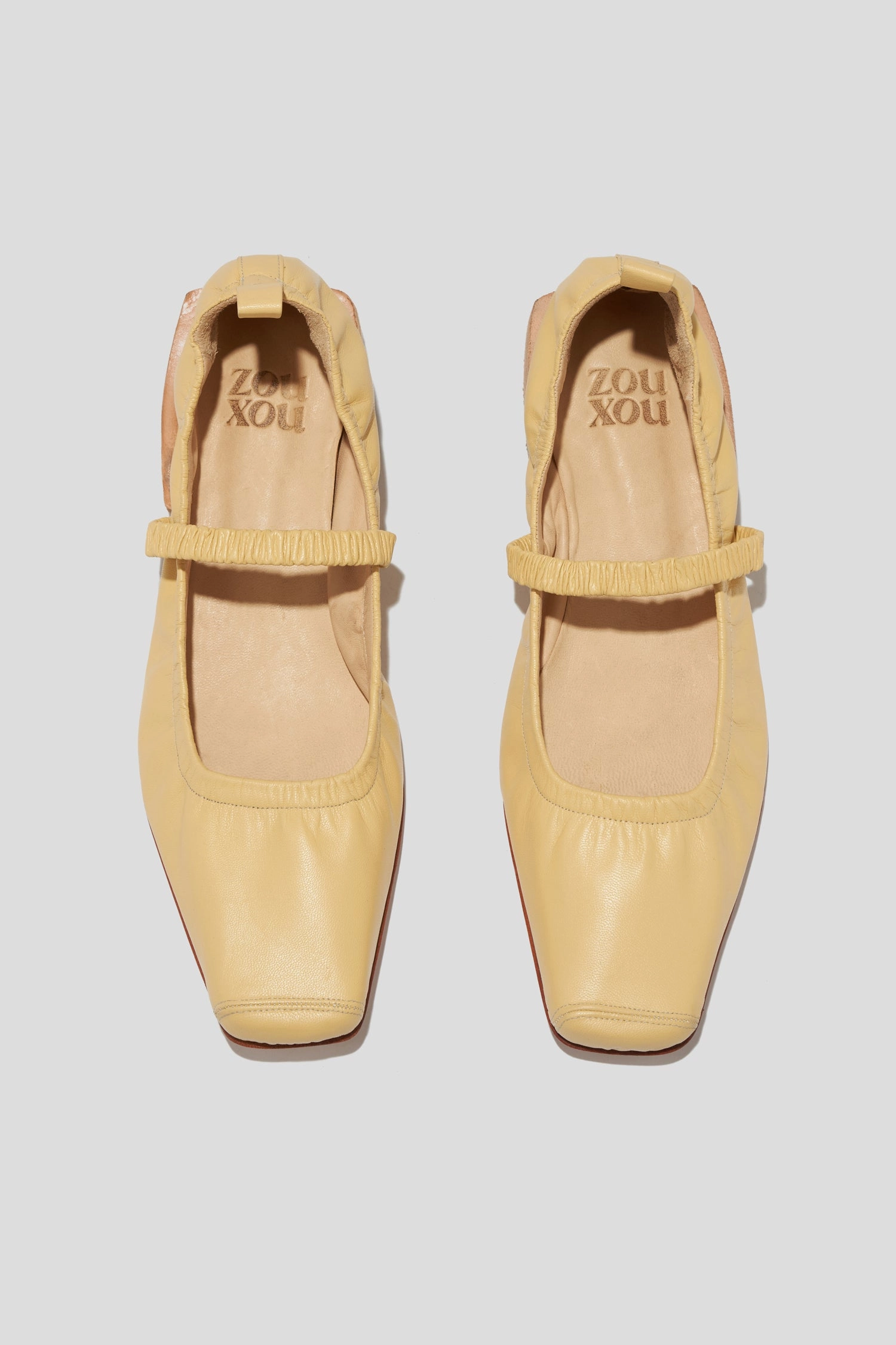 Camper Shoes Mary Janes Simona Mary Jane Flat in Manteca (USA)