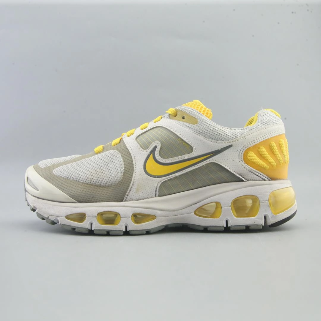 Nike Running Shoes Review NIKE  LIVESTRONG FLYWIRE