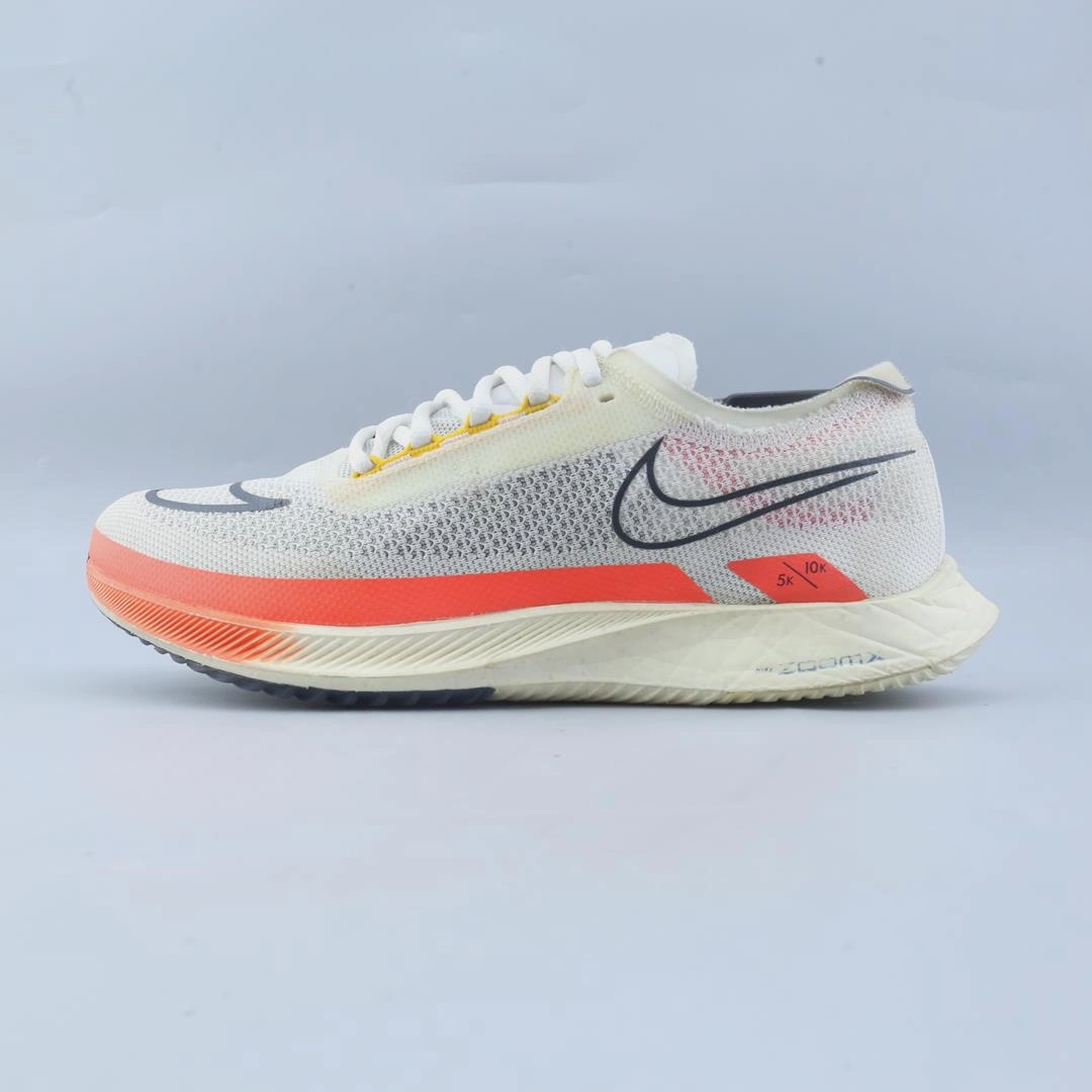 NIKE ZOOMX STREAKFLY Nike Luka Shoes