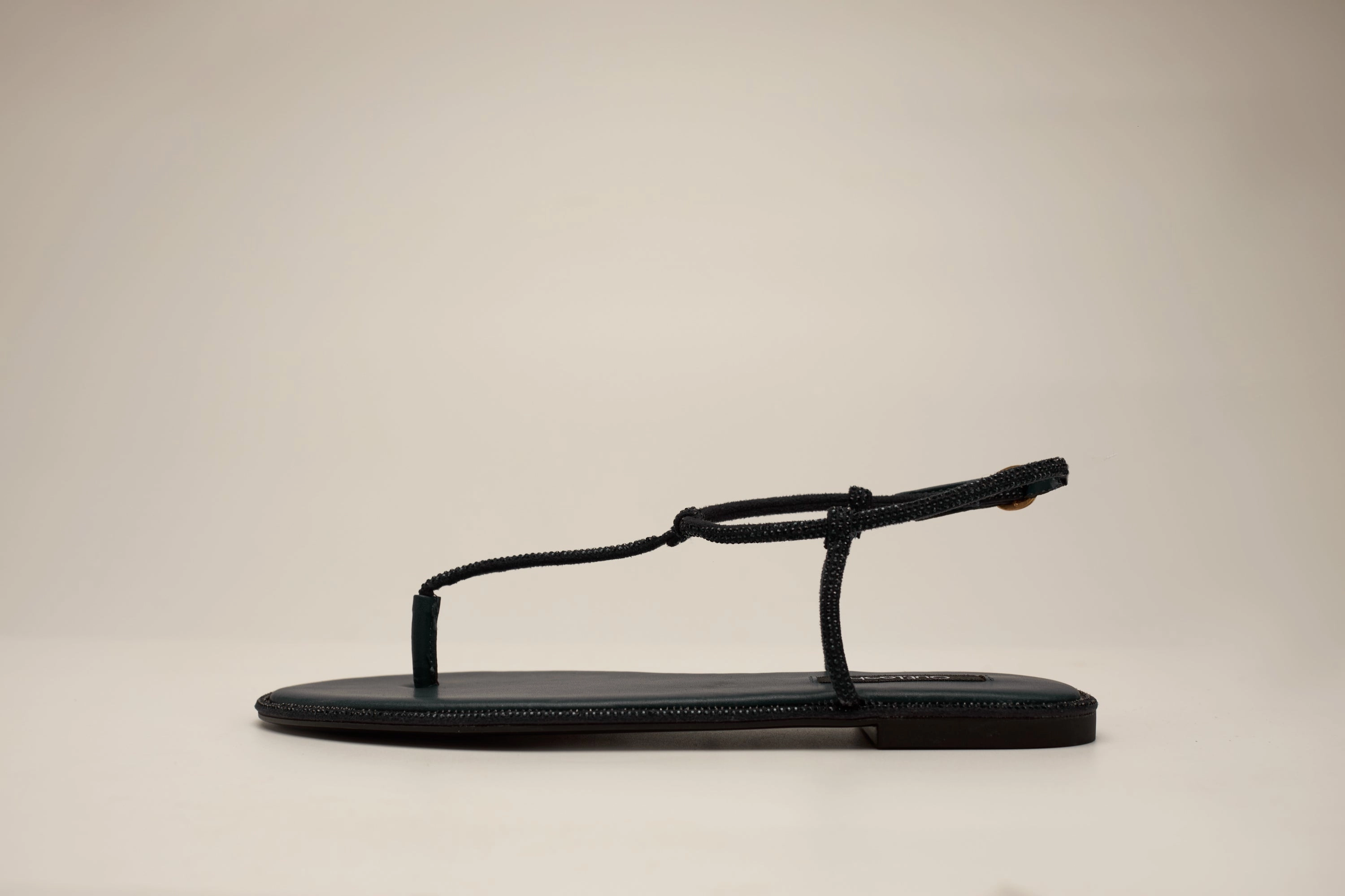 NOVA SANDALS IN BLACK Jamaica Bungalows