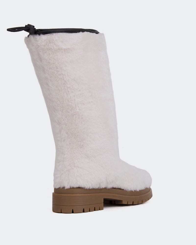 Chow Ice Faux Fur Refined Stitch Detail Chelsea Boots
