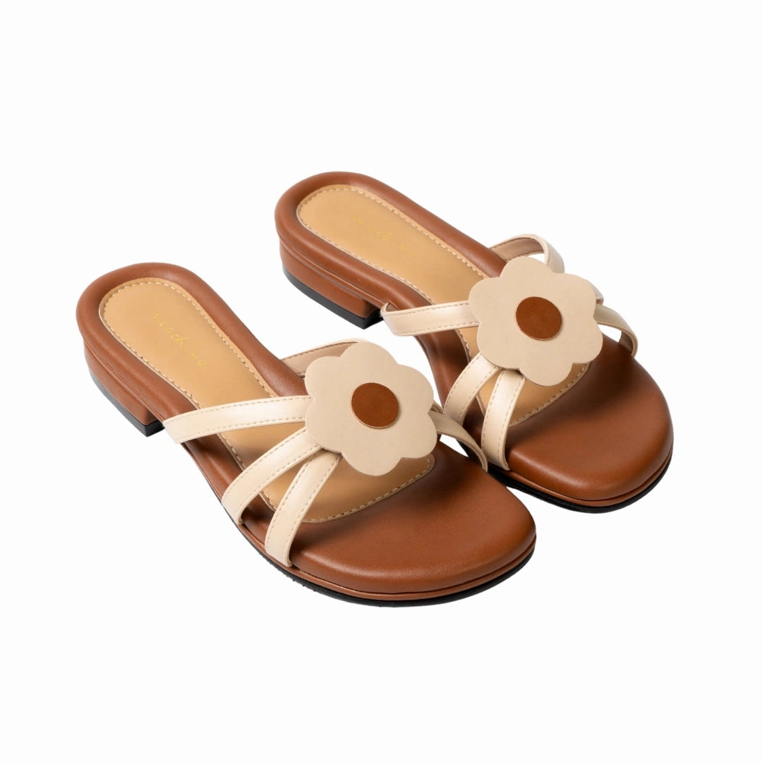 Running Shoes For Flat And Wide Feet Dream in Hana Beige Flats