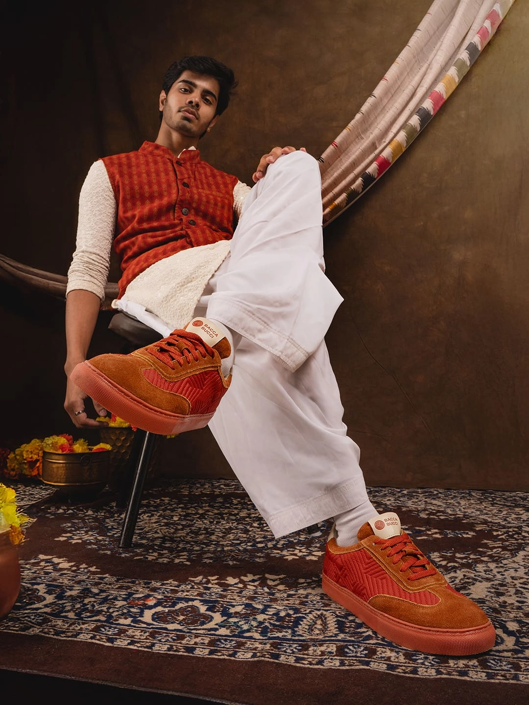 RANGREZA ETHNIC by Bacca Bucci Shoe Stretcher Sneakers