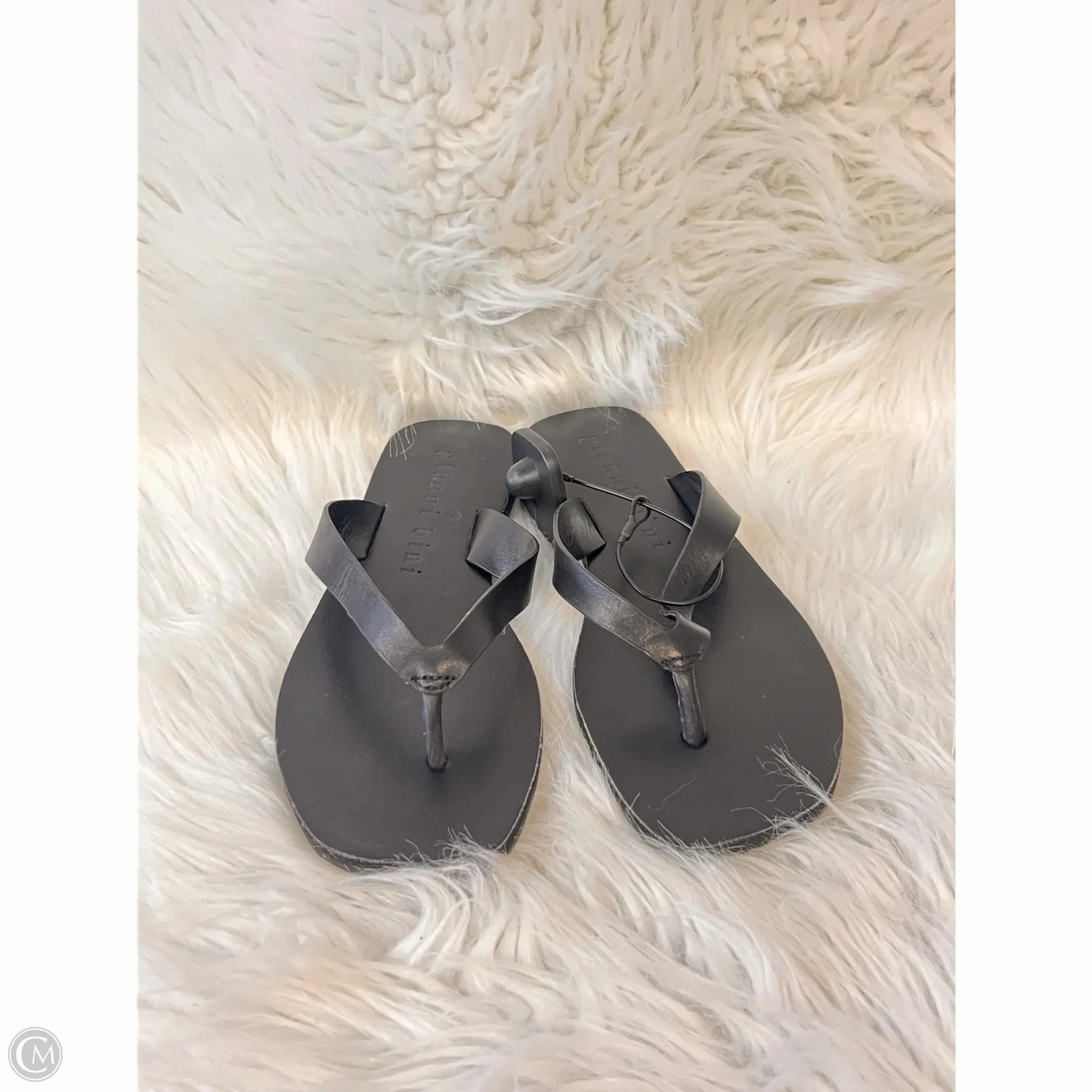 Exercise Flip Flops Sandals Flip Flops By Gianni Bini In Black, Size: 6