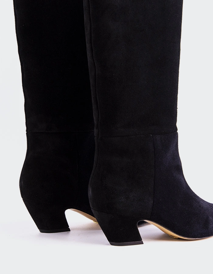Wide Cowgirl Boots Renesme Black Suede